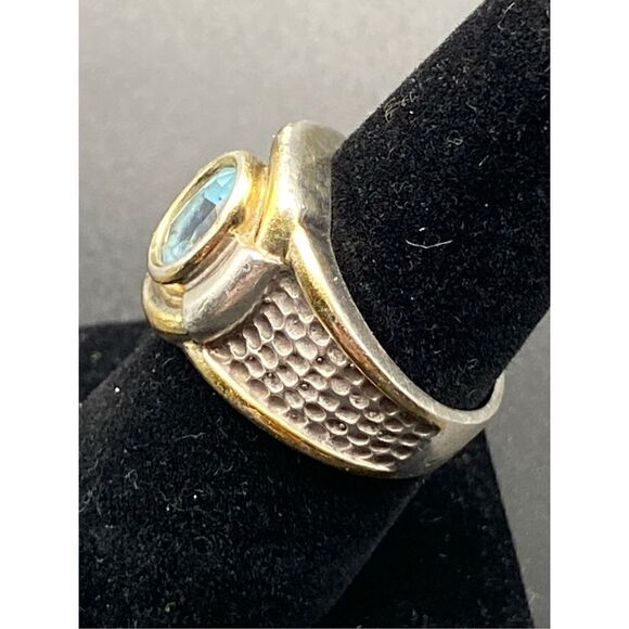 Sterling silver 925 wrap around buckle folder ring oval topaz textured with gold - Picture 4 of 13